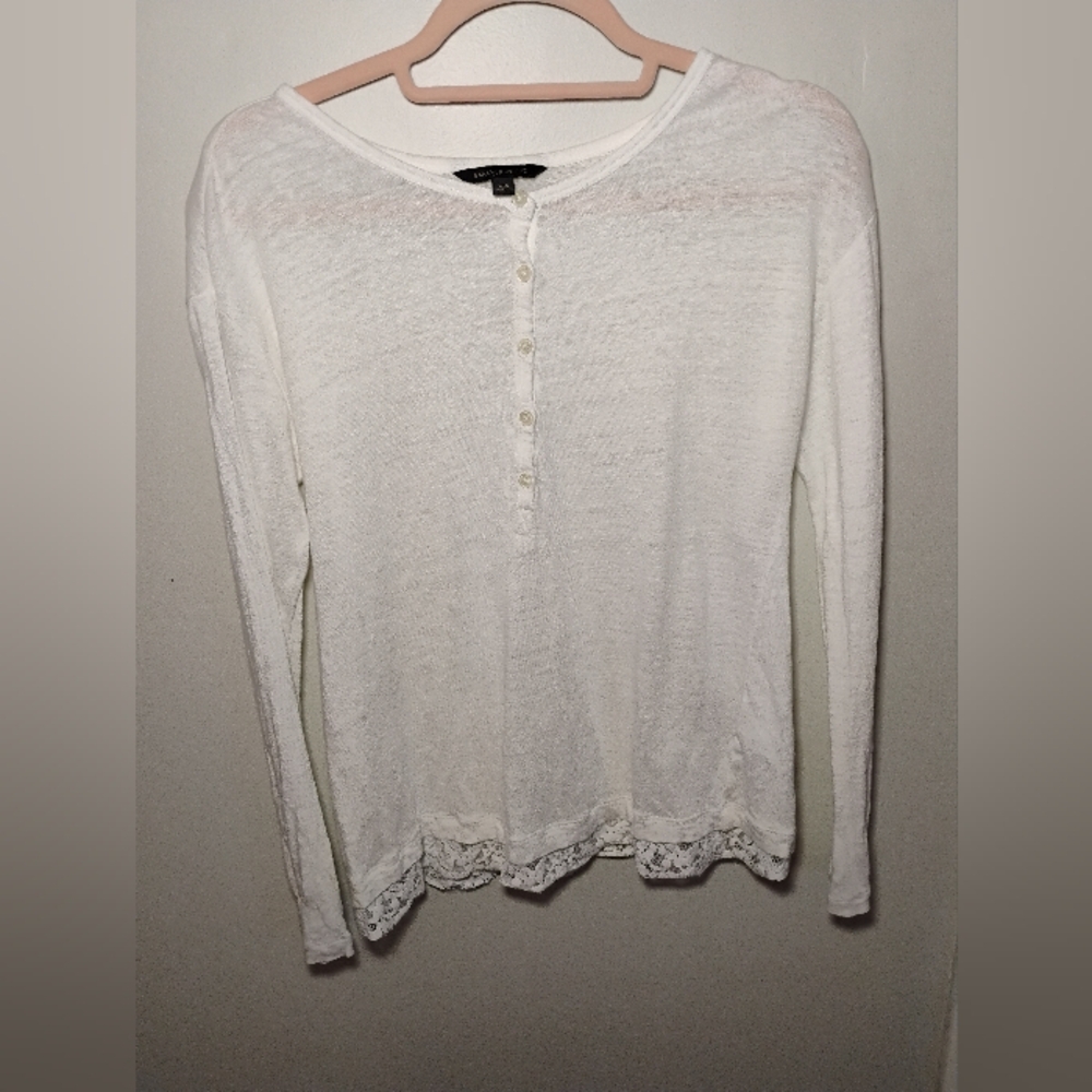 Banana Republic XS White Linen Blend Henley Shirt w/ Lace Trim